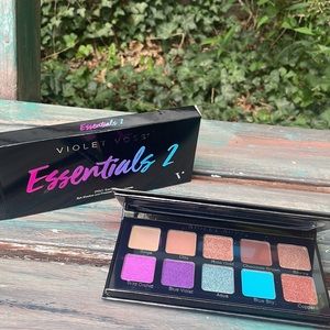 NIB Violet Voss Essentials 2 Pro series eye shadow and pressed pigment palette